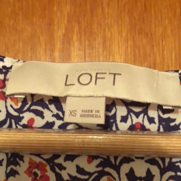 Blouse from Loft - Picture 2 of 3
